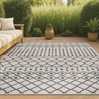 Zana Modern Geometric Moroccan Reversible Machine-Washable Indoor/Outdoor Area Rug