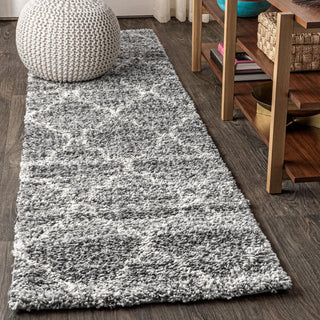 Susa Ogee Moroccan Trellis Shag Area Rug - JONATHAN Y