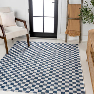Aimee Traditional Cottage Checkerboard Indoor/Outdoor Area Rug - JONATHAN Y
