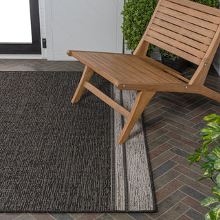 Alda Modern Minimalist Mingled Solid Indoor/Outdoor Area Rug - JONATHAN Y
