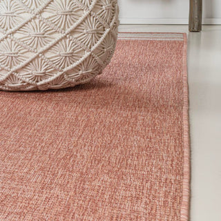 Alda Modern Minimalist Mingled Solid Indoor/Outdoor Area Rug