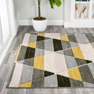 Kehoe Retro Diamonds Geometric Area Rug - JONATHAN Y