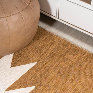 Chayton Minimalist Geometric Machine-washable Area Rug - JONATHAN Y