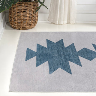 Chayton Minimalist Geometric Machine-washable Area Rug