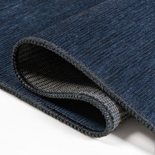 Chayton Minimalist Geometric Machine-washable Area Rug