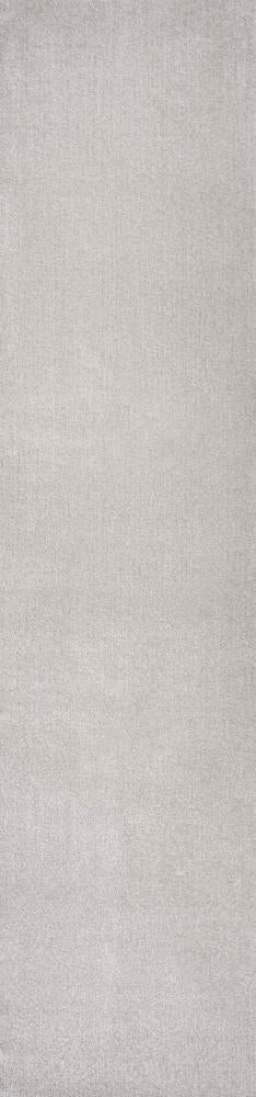 Twyla Classic Solid Low-Pile Machine-Washable Area Rug
