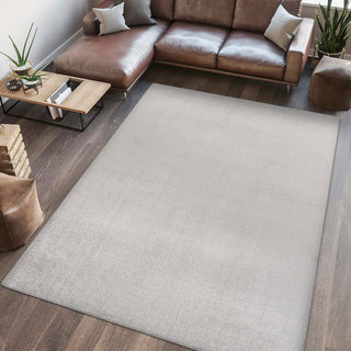 Twyla Classic Solid Low-Pile Machine-Washable Area Rug