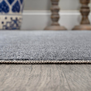 Twyla Classic Solid Low-Pile Machine-Washable Area Rug