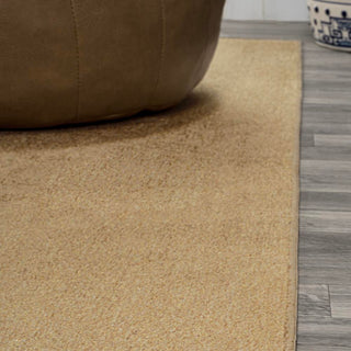 Twyla Classic Solid Low-Pile Machine-Washable Area Rug